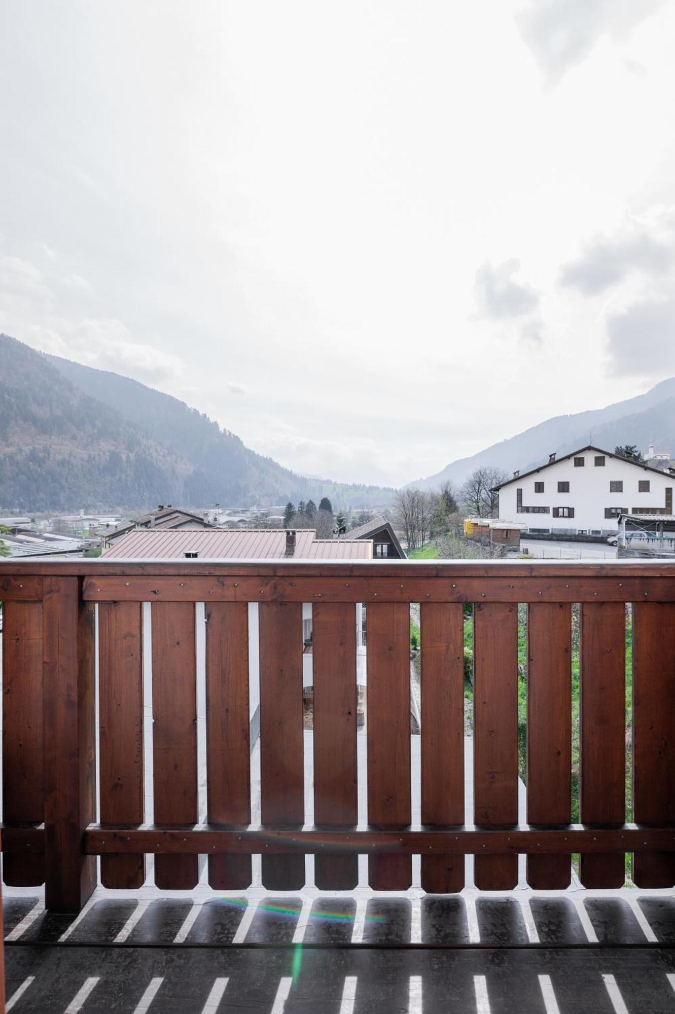 Albergo Diffuso Sutrio Zoncolan エクステリア 写真